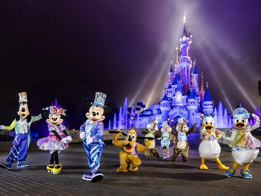 Magical Nighttime Show In Disneyland Paris